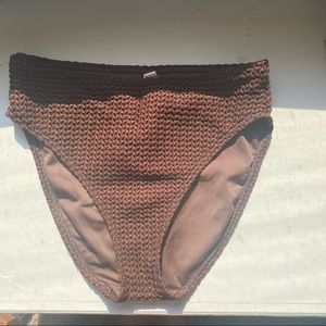 Victoria’s Secret high waisted bikini bottoms M